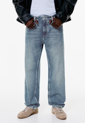 - Jeansy Straight Leg