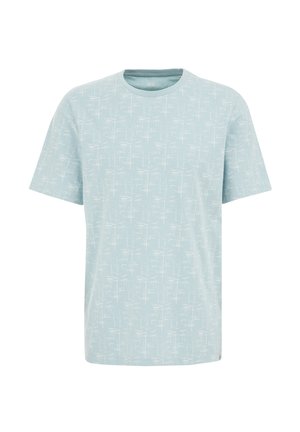 Tricou scurt cu mânecă, de culoare albastru deschis, cu un model geometric alb subtil. Guler rotund, material moale și croială lejeră. Fără logo-uri vizibile.