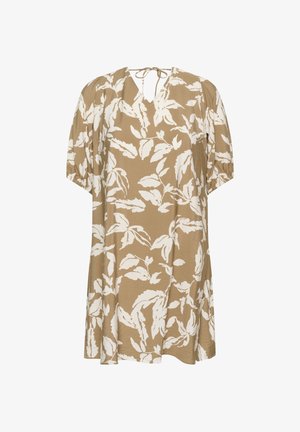 Robe beige à imprimé floral blanc, col en V, manches courtes bouffantes avec poignets à élastique, et fermeture à nouer au niveau de l'encolure arrière.