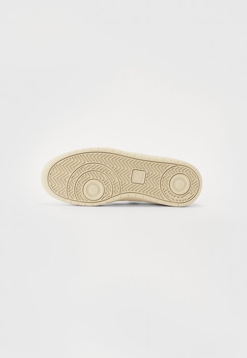 Veja Zapatilla de hombre, modelo V-90, de cuero, con cordones Kaki — photo 5