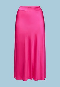 Jupe midi en satin rose avec une texture lisse, une silhouette évasée et une taille haute. Sans motifs ni détails visibles en m étal.