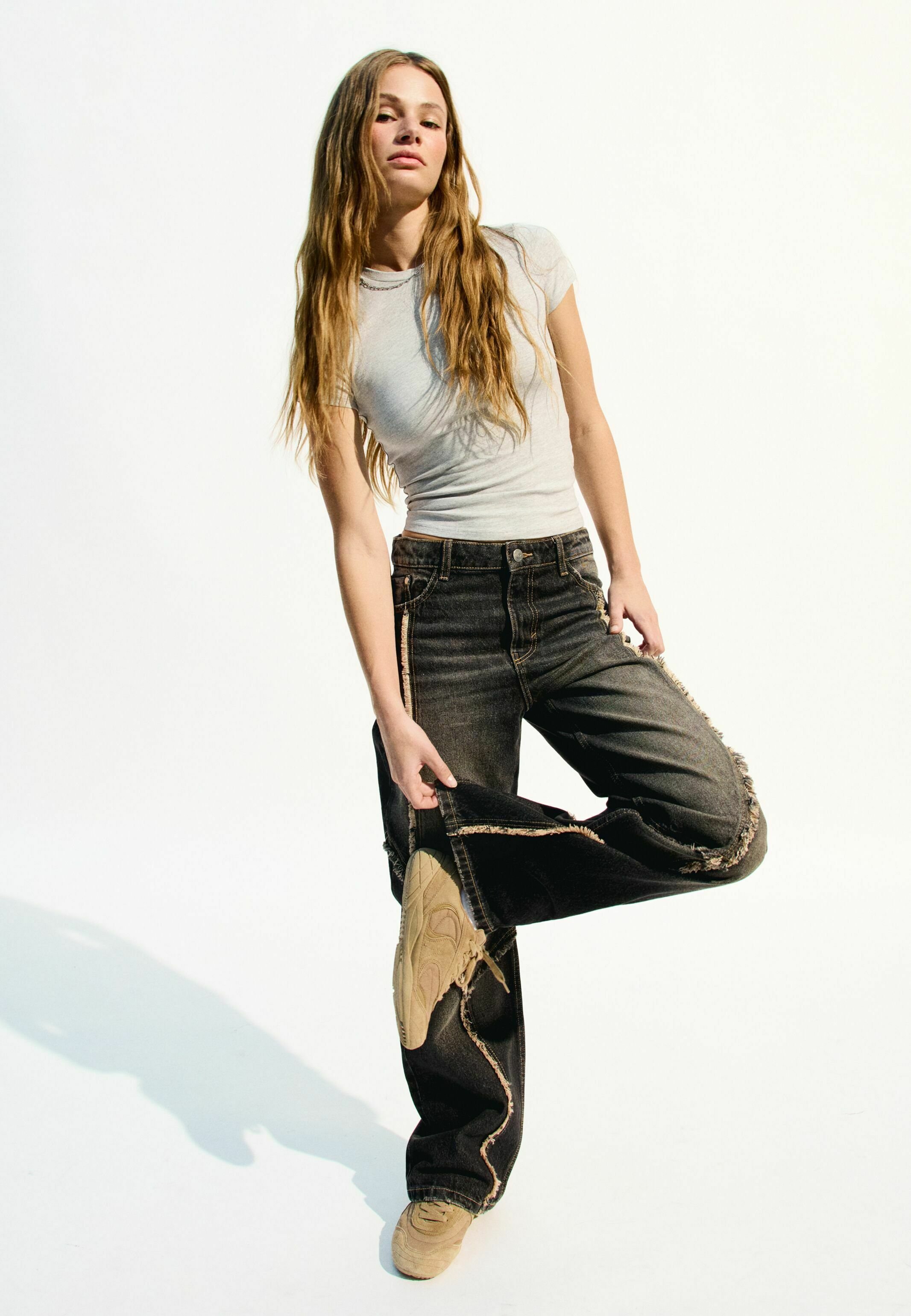 Bershka Jeans Relaxed Fit Black sort Zalando dk Bershka Jeans Relaxed Fit Black sort Zalando dk