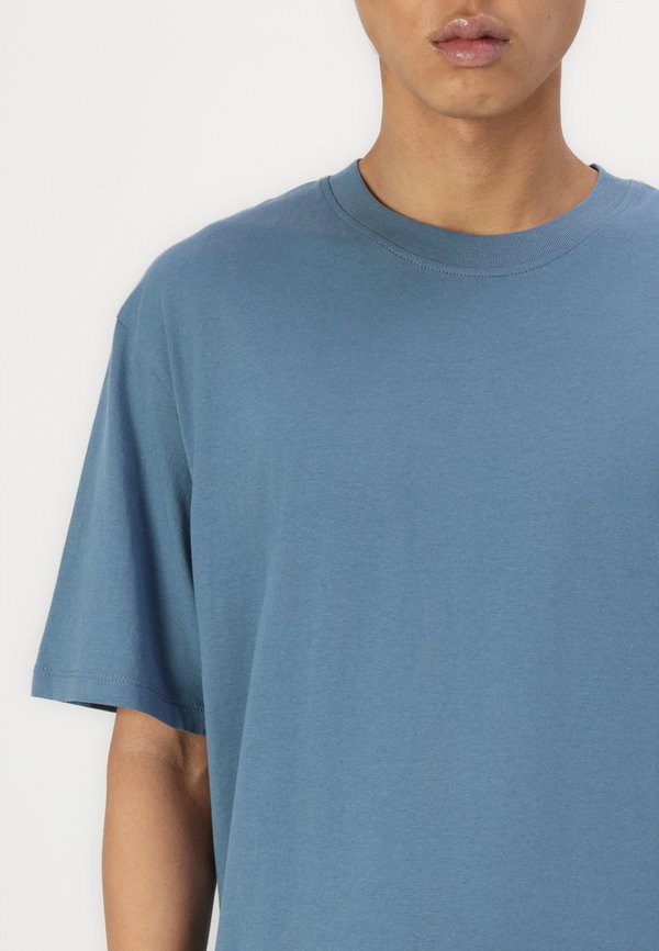 JJEBRADLEY O-NECK - Basic T-shirt - oceanview3