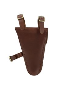 Bruine leren tas met een driehoekige vorm, voorzien van twee verstelbare banden en messing gespen, gedetailleerd met zichtbare stiksels.