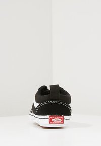 Vans Obuwie do nauki chodzenia
