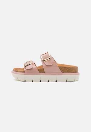Mules - light pink