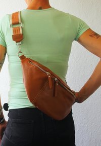 DrachenLeder Gürteltasche - hellbraun