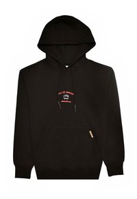 Sudadera negra con un bolsillo frontal, capucha con cordones y texto bordado en rojo. Presenta puños y dobladillo acanalados, y una pequeña etiqueta con el logo en el lateral.