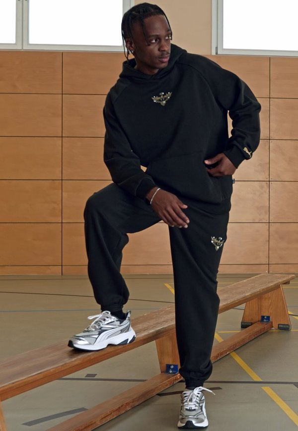 MELO ALWAYZ ON - Hoodie4