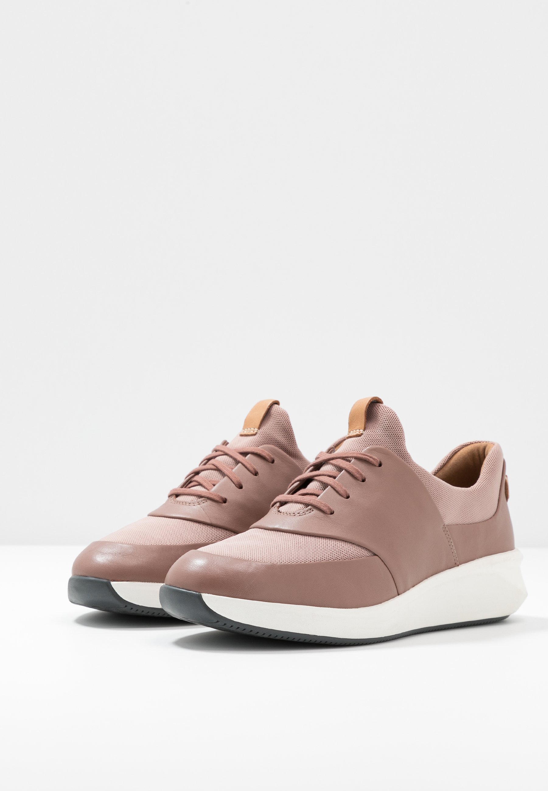 Clarks Unstructured UN RIO LACE Joggesko dark blush Clarks Unstructured UN RIO LACE Joggesko dark blush