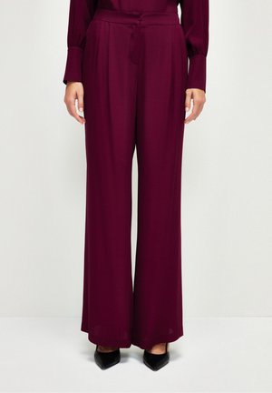 Spodnie materiałowe