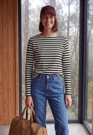 Cecil, LONG-SLEEVE STRIPED TOP WITH BOAT NECK - T-shirt à manches longues - black