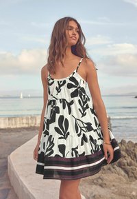 Next MINI TIERED TALL - Freizeitkleid - white black floral