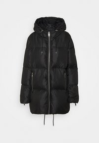 Manteau d'hiver matelassé noir avec capuche, fermeture éclair à l'avant, cordons de serrage et poches zippées, conçu pour les temps froids.