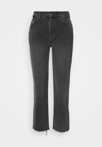 Vaqueros de mezclilla negros con cintura alta, piernas rectas y dobladillos deshilachados. Con cinco bolsillos y cierre frontal de botones.