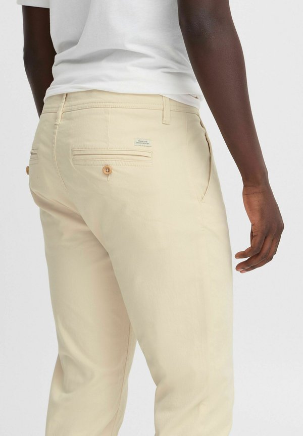BHNATAN SLIM FIT - Chinos - bleached sand2