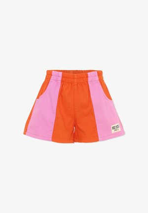 Shorts met elastische taille, een oranje middenstuk en roze zijkanten, voorzien van zijzakken en een klein wit merkembleem op het rechterbeen.
