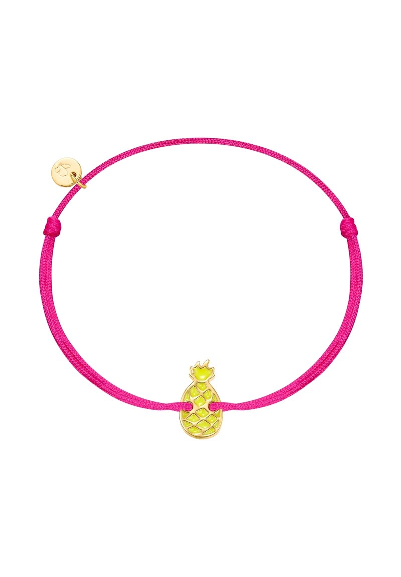 Reguliuojamas rožinis nailono apyrankė su auksine ananaso pakabuku, turinčiu tekstūruotą dizainą. Pridedamas mažas auksinis akcentas arti užsegimo.