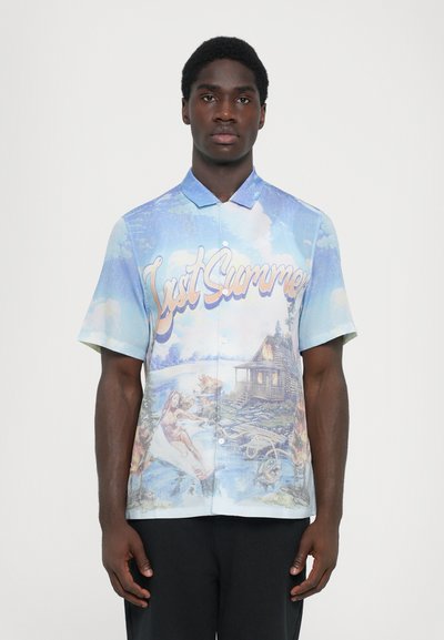 Short-sleeve button-up shirt in blue gradient, featuring a colorful nature print with text "Last Summer" and illustrations of a cottage and figures.