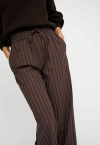 moshi moshi mind MOON - Kalhoty - brown black
