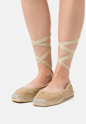 MABELLE - Alpargatas - beige