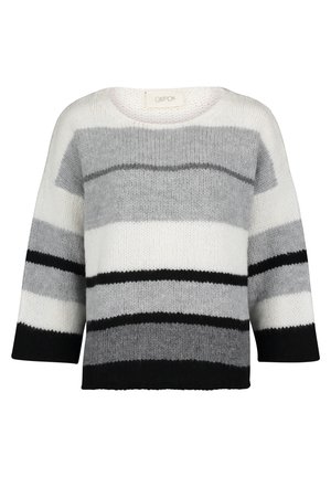 Miękki dzianinowy sweter z szerokimi poziomymi paskami w kolorach białym, jasnoszarym, ciemnoszarym i czarnym, z okrągłym dekoltem i rękawami do łokcia.