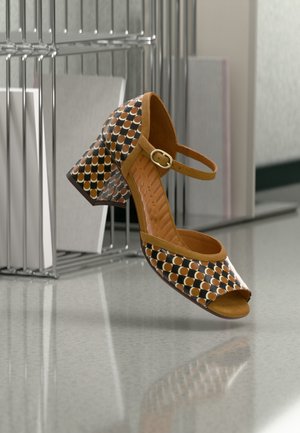 LIANA - Sandales - cognac