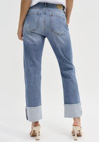 My Essential Wardrobe DALLASMW HIGH  - Vaqueros rectos - medium blue retro wash