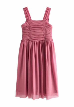 Robe rose sans manches avec corsage froncé et jupe plissée en tissu léger, présentée à plat sur fond blanc.