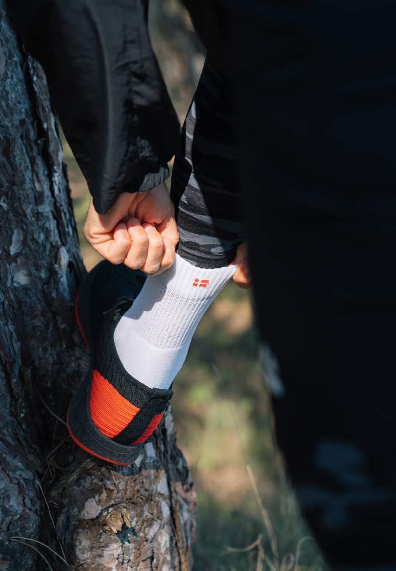 Danish Endurance UNISEX  5 PACK biały
