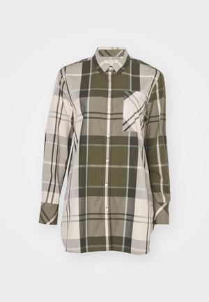 Camisa de mangas longas com botões, em padrão de xadrez verde, bege e cinza. Apresenta um bolso no peito e é feita de um tecido de algodão macio.