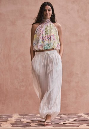 Next, REGULAR FIT - NATIONAL TRUST X BUBBLE HEM HALTER NECK TOP - Top - green pink floral