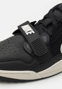 Jordan LEGACY 312 UNISEX - Tenisky - black/phantom/anthracite