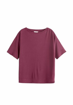 Kortærmet, løstsiddende, mørkelilla T-shirt med rund hals på hvid baggrund.