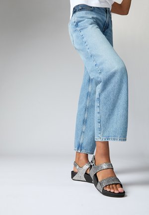 LULU  GLITTERBALL - Sandalen met sleehak - zilver