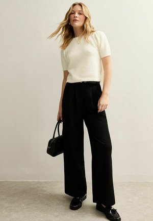 FLUFFY PUFF SLEEVE  - T-shirt basic - off white