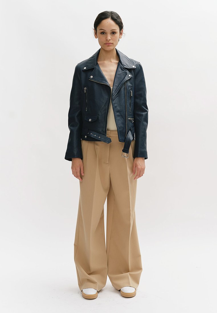 Each x Other Leren jas donkerblauw