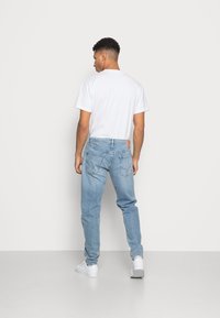 Pepe Jeans CALLEN CURVE - Calças de ganga de perna direita - denim
