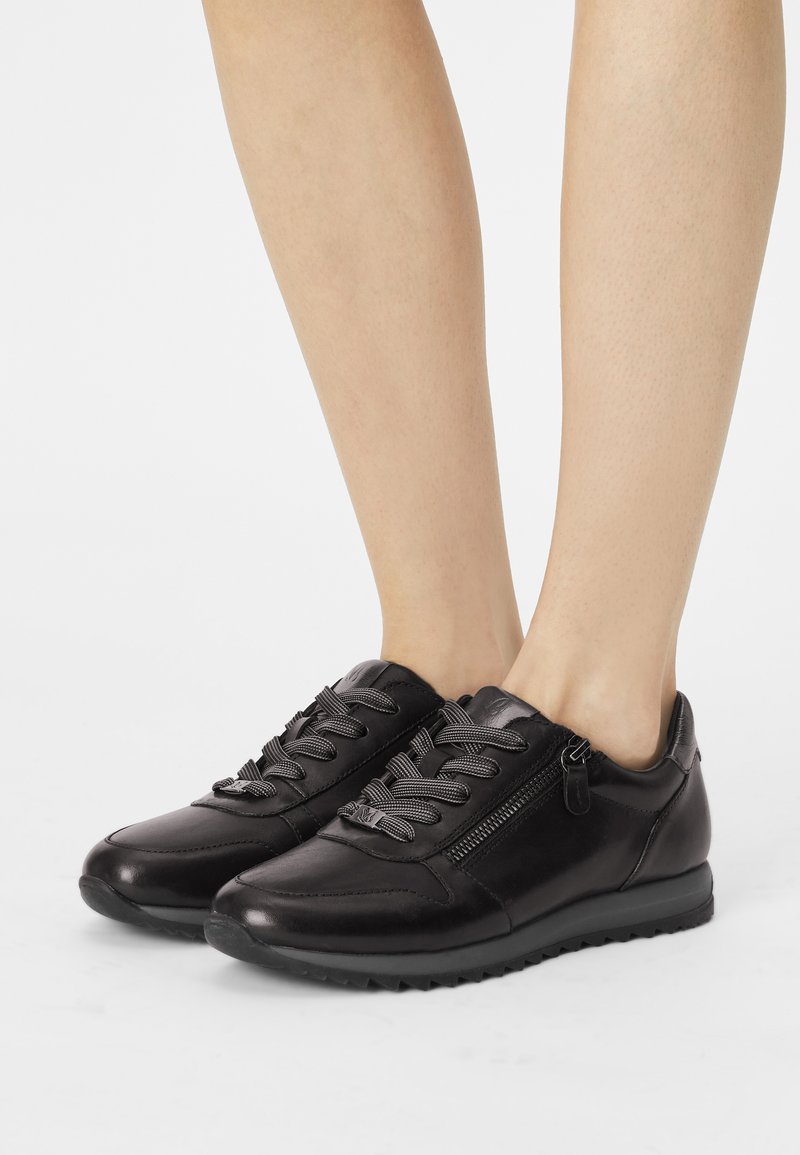 basket femme caprice