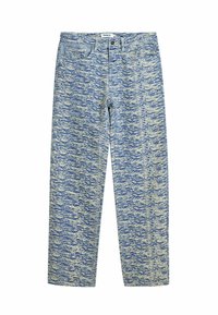 Lys blå denim jeans med et tekstureret, bølgeformet mønster i mørkere blå og cremede farver. Har et standard fem-lomme design og frontknaplukning.
