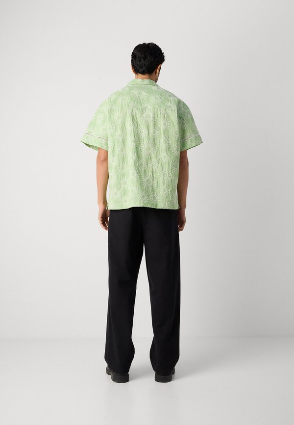 RELAXED FIT - Shirt - pistachio4