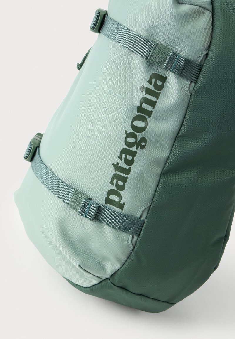 patagonia 850 down sleeping bag 19 f c regular 30 F/-1 MATEIN 18 Inch Large Color:Frost Green (664) Backpacks - Men - Bags