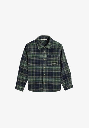 Camisa de franela con un patrón de cuadros en azul marino y verde, mangas largas, cierre de botones en el frente y un bolsillo en el pecho con la etiqueta "ELEGANCE".