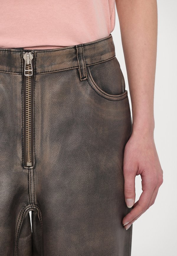 EMERIE ZIP - Leather trousers4