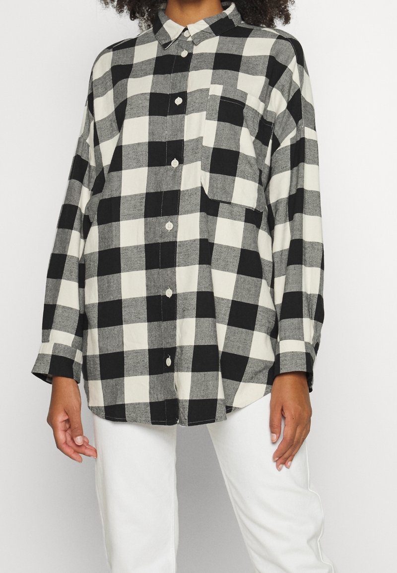 Monki Chemisier - black
