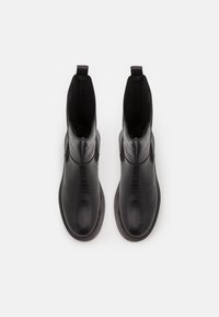 Zign Botas con plataforma - black