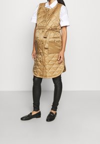 MAMALICIOUS Väst - beige