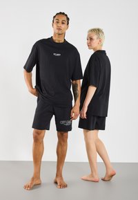YOURTURN SET UNISEX - Pyžamo - black