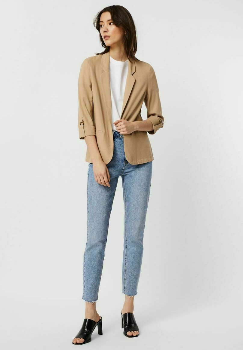 tan blazer jeans