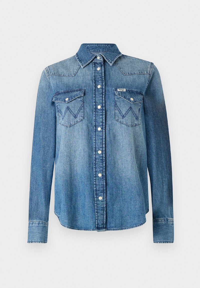 Wrangler HERITAGE - Button-down blouse - light hand/blue denim - Zalando